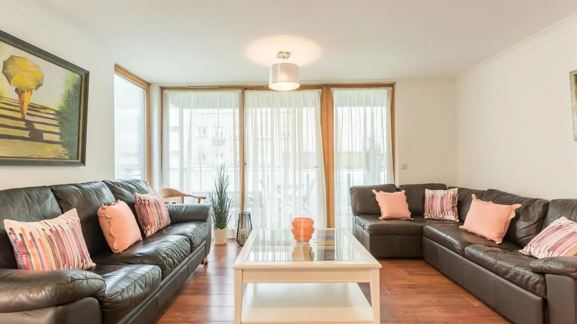 Bright, Spacious City Centre Apt Dublin