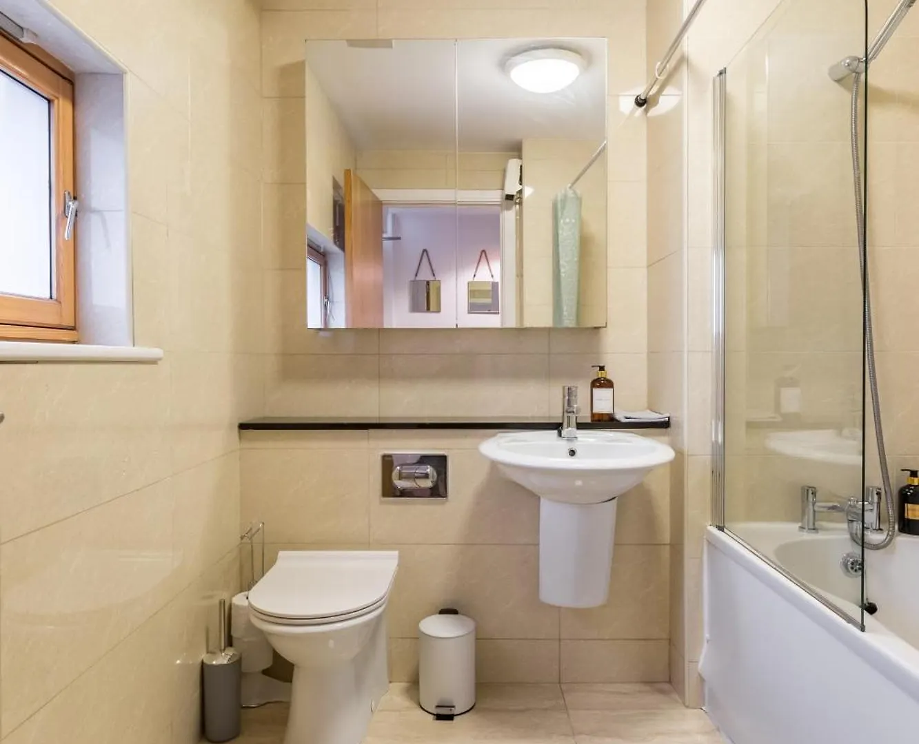Bright, Spacious City Centre Apt Dublin Ireland
