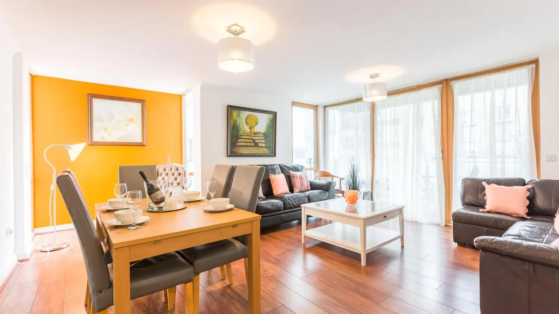 Bright, Spacious City Centre Apt Dublin